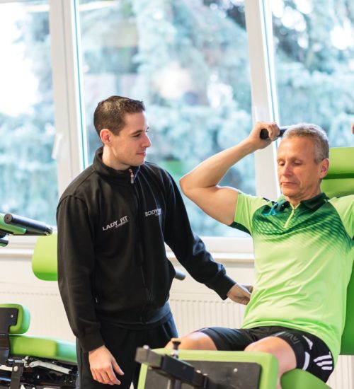 BFC_klassisches-Fitnesstraining_Bodyfit_Oberursel